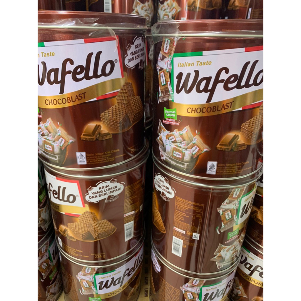 ROMA WAFELLO KALENG 228GR