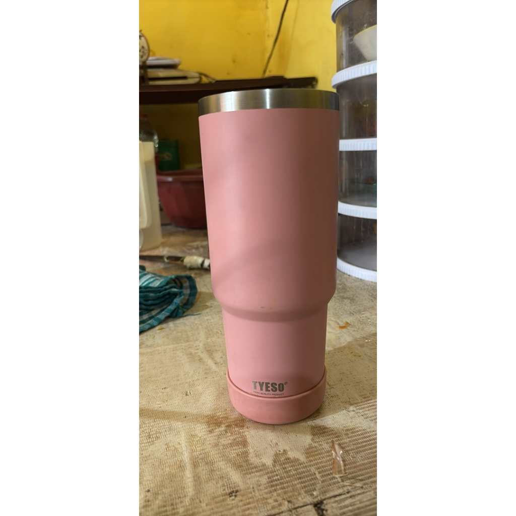 PRELOVED TUMBLR TYESO 900ml PINK