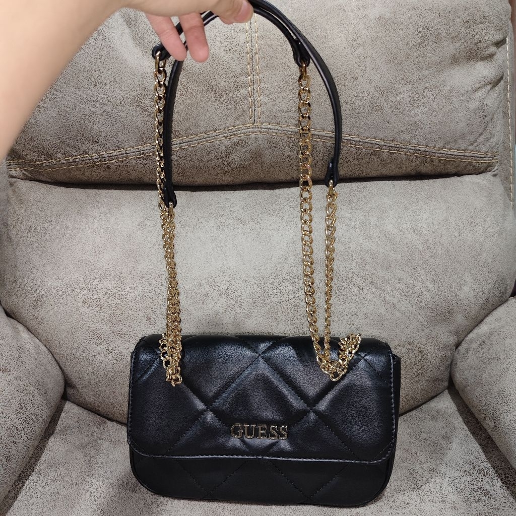 PRELOVED TAS GUESS ORIGINAL 100% BLACK SHOULDER BAG