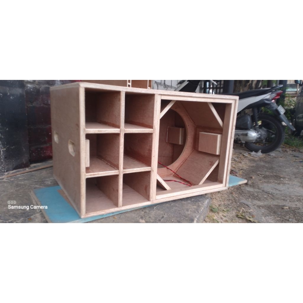 Box SPL BOSTER 15 INCH