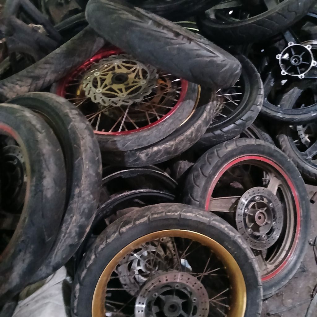 Velg Jari Jari Ninja R/SS/RR Ring 17 set ban d/b