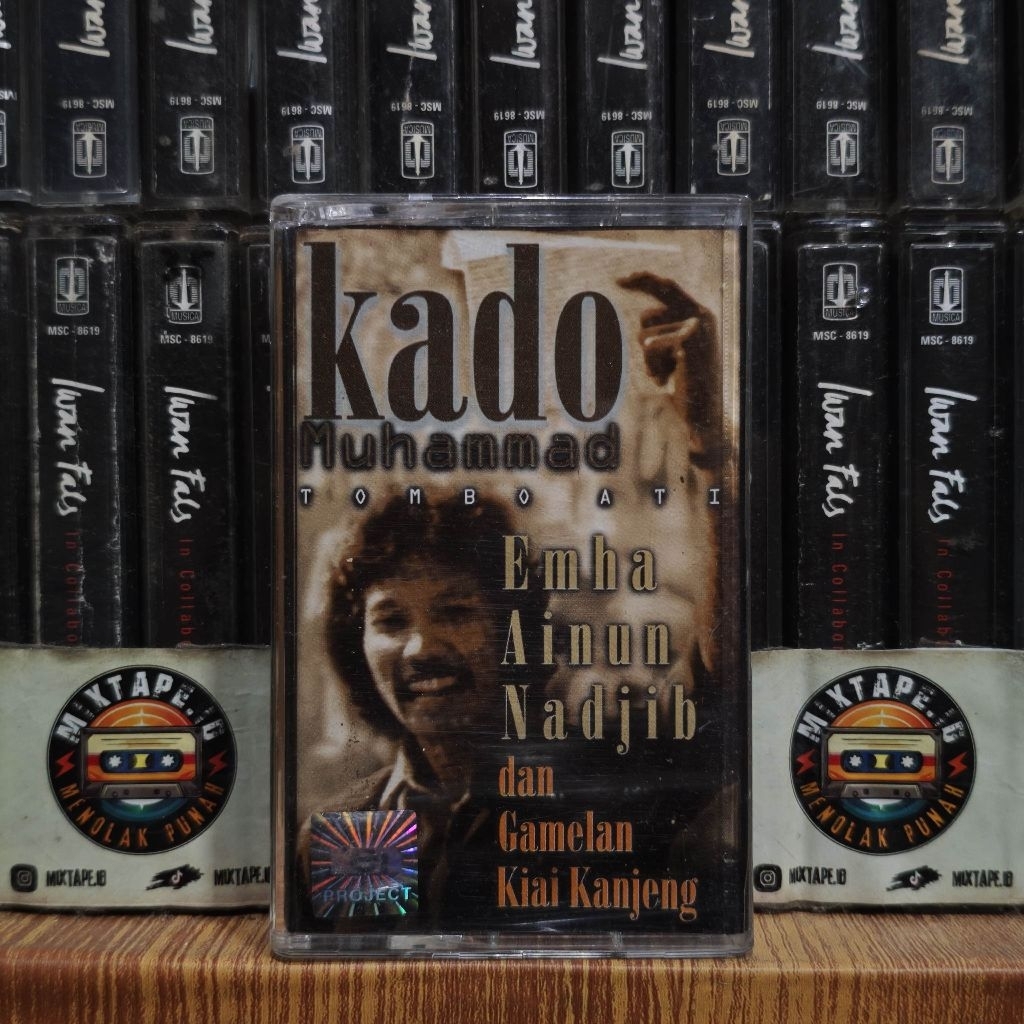 Kaset - Emha Ainun Nadjib Dan Gamelan Kiai Kanjeng - Kado Muhammad - Kaset Pita - Radio Tape - Radio