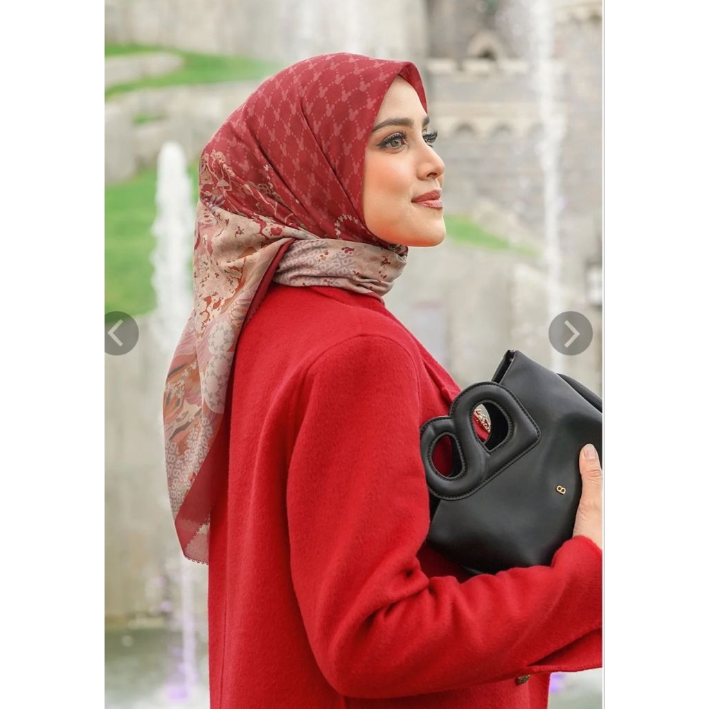 Buttonscarves x disney jubilation