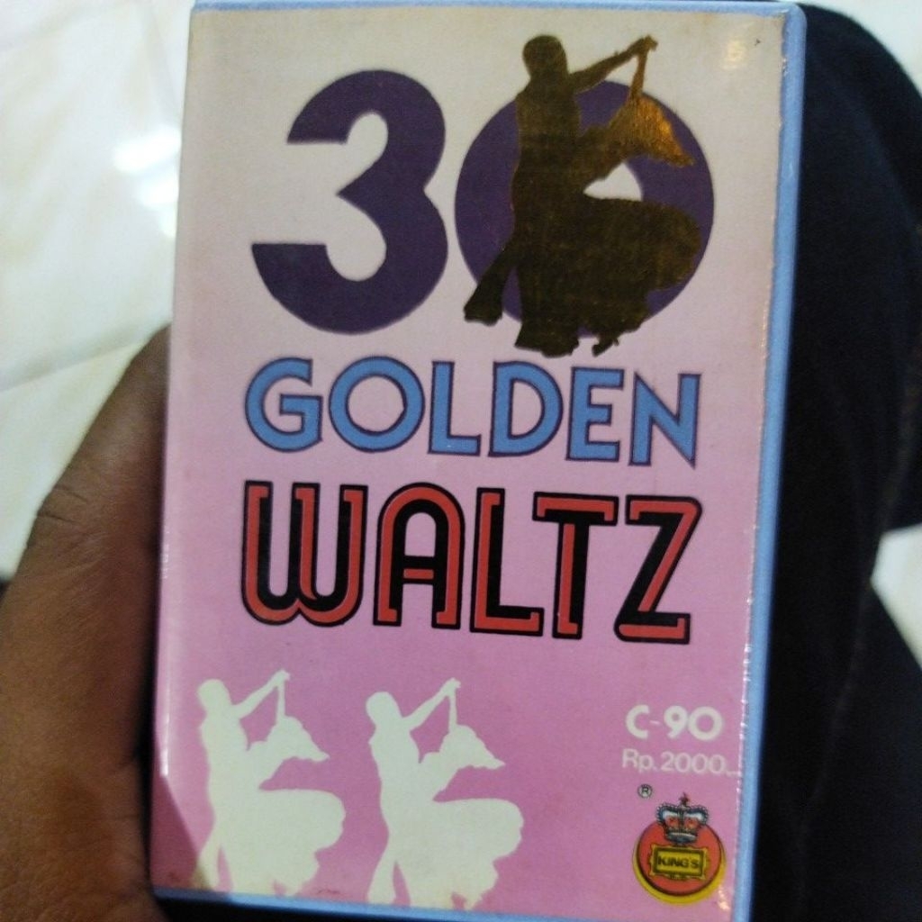 kaset pita 30 golden waltz