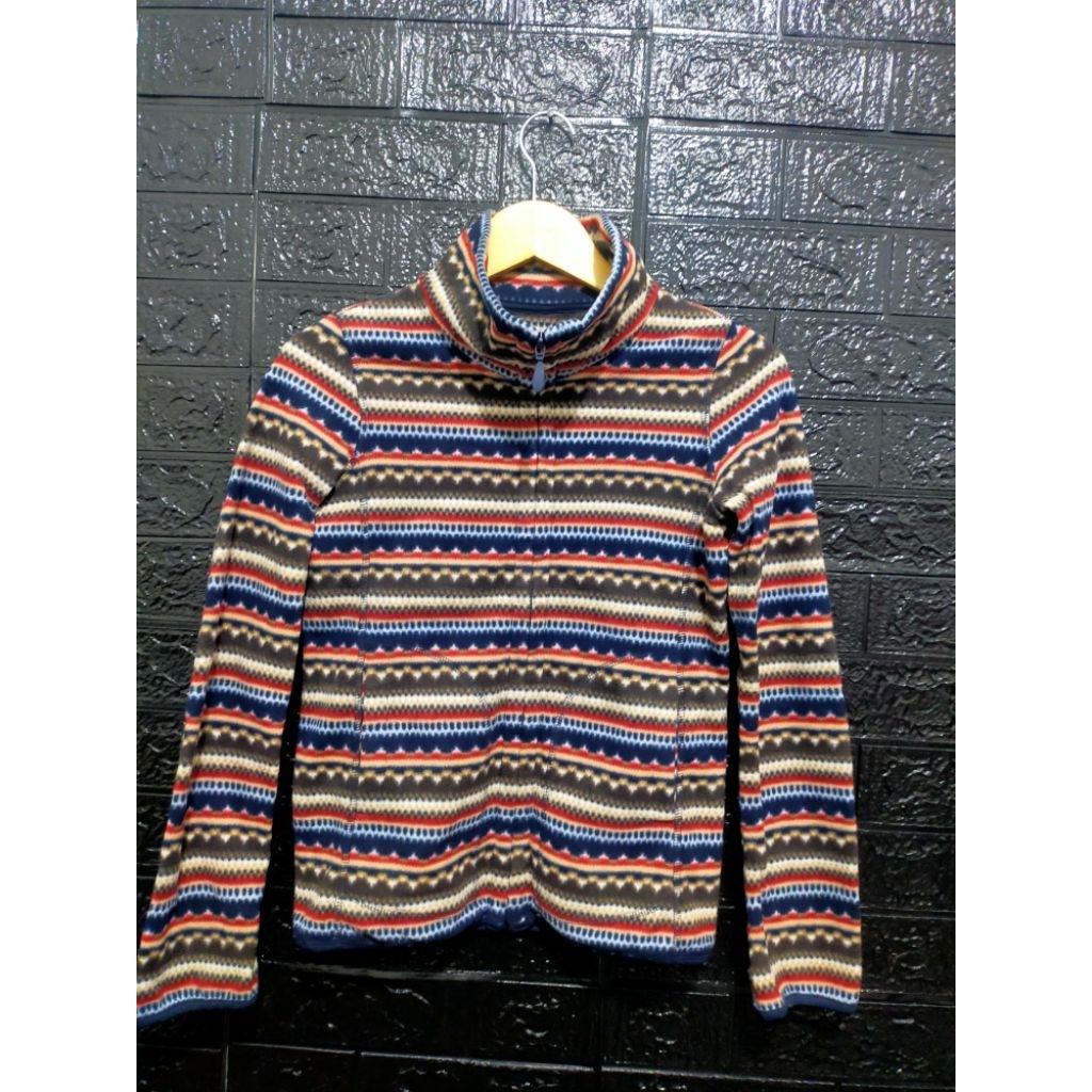 Uniqlo Micro fleece Navajo