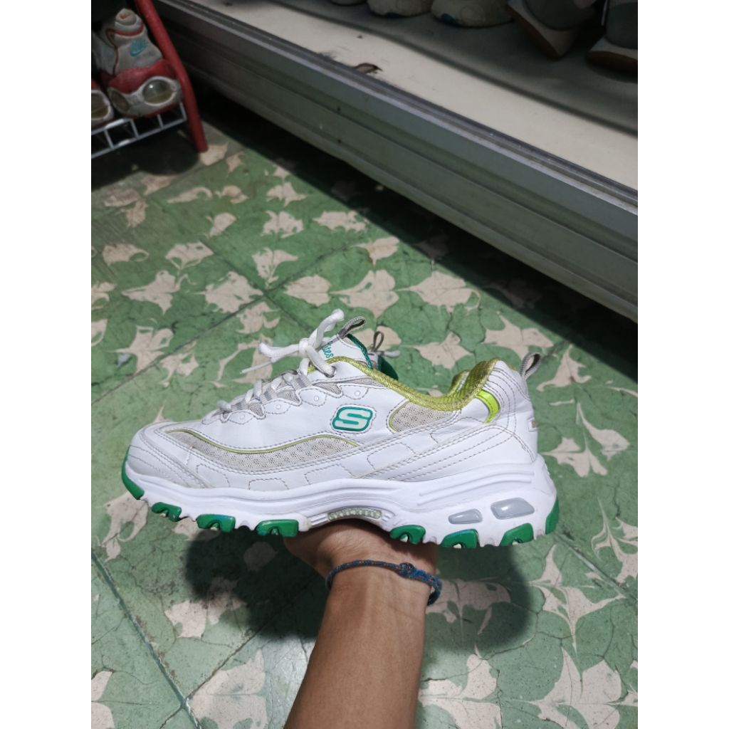Sepatu Skechers D,lites Wanita(38)