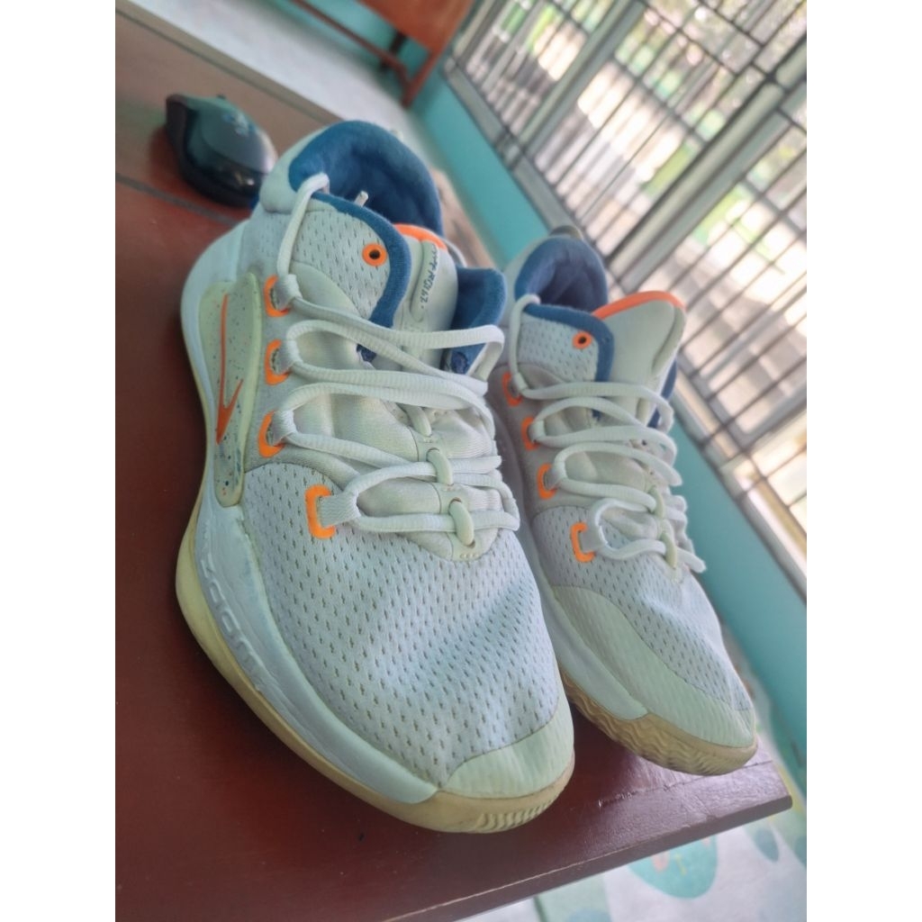 sepatu n1ke basket hyperdunk low second bekas preloved