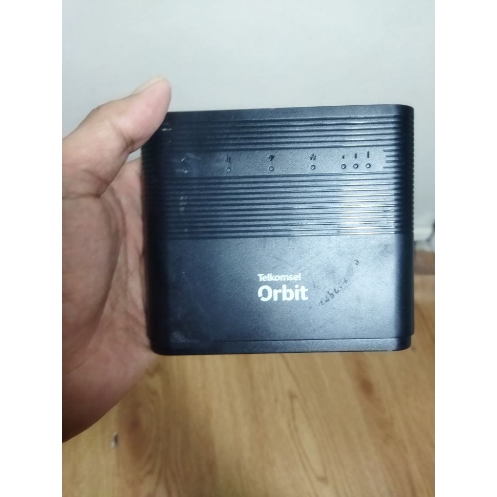 Telkomsel ORBIT WIFI Type HKM sudah Include SIM Card