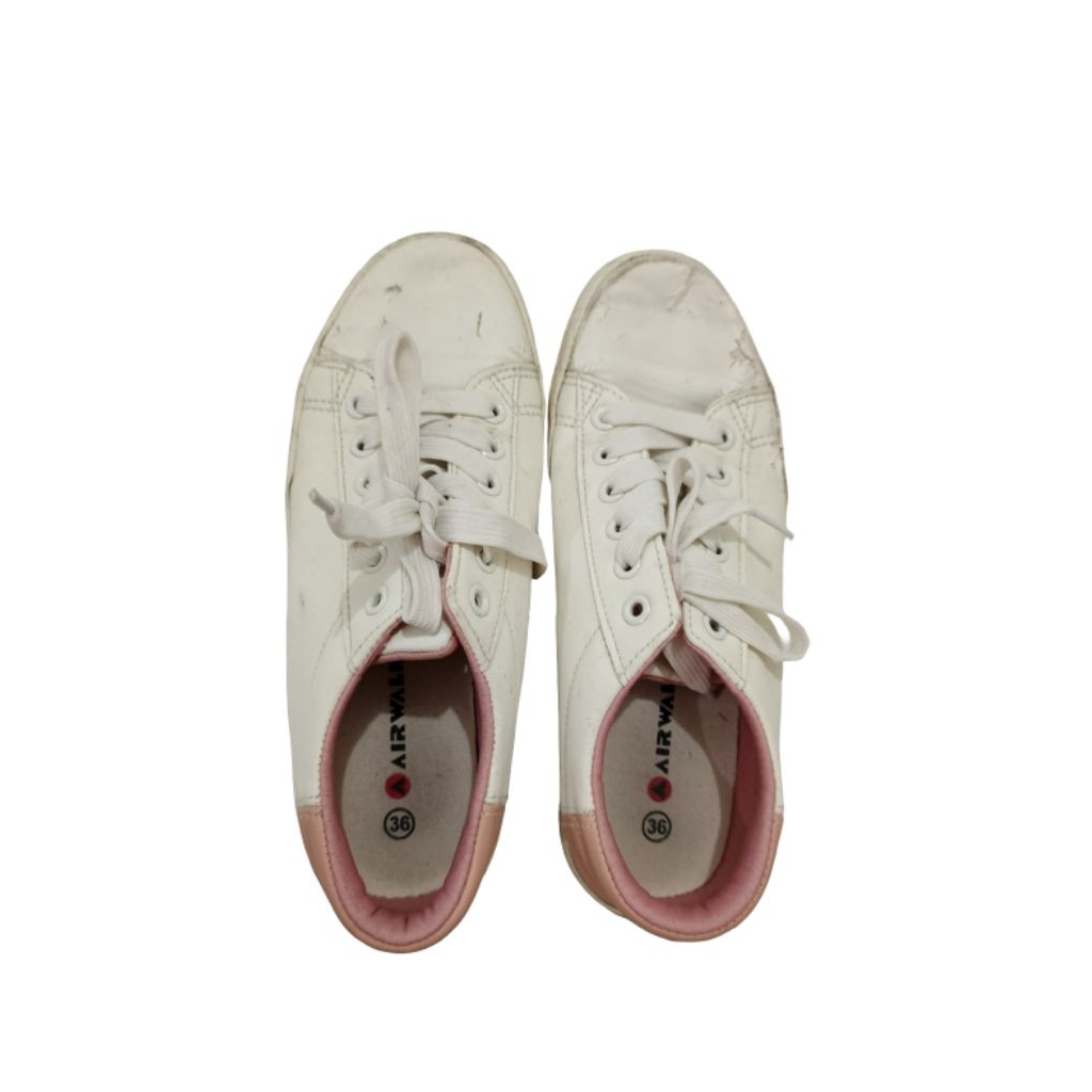 sepatu airwalk putih pink
