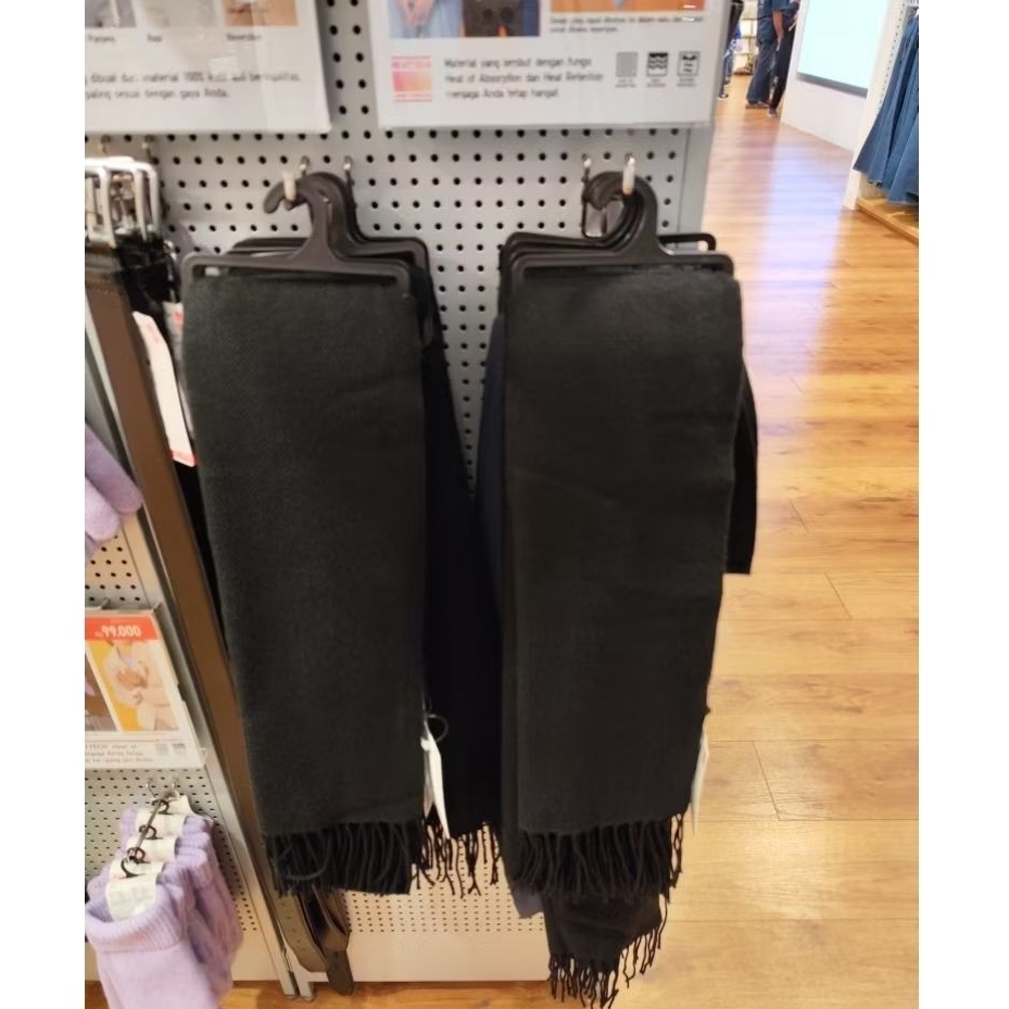 Syal Heattech Uniqlo (Unisex)