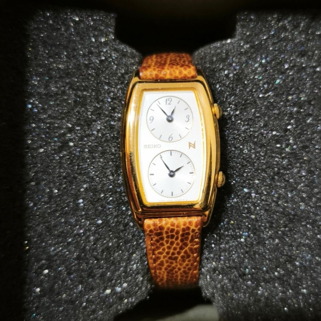 Jam tangan vintage Seiko noise dual time