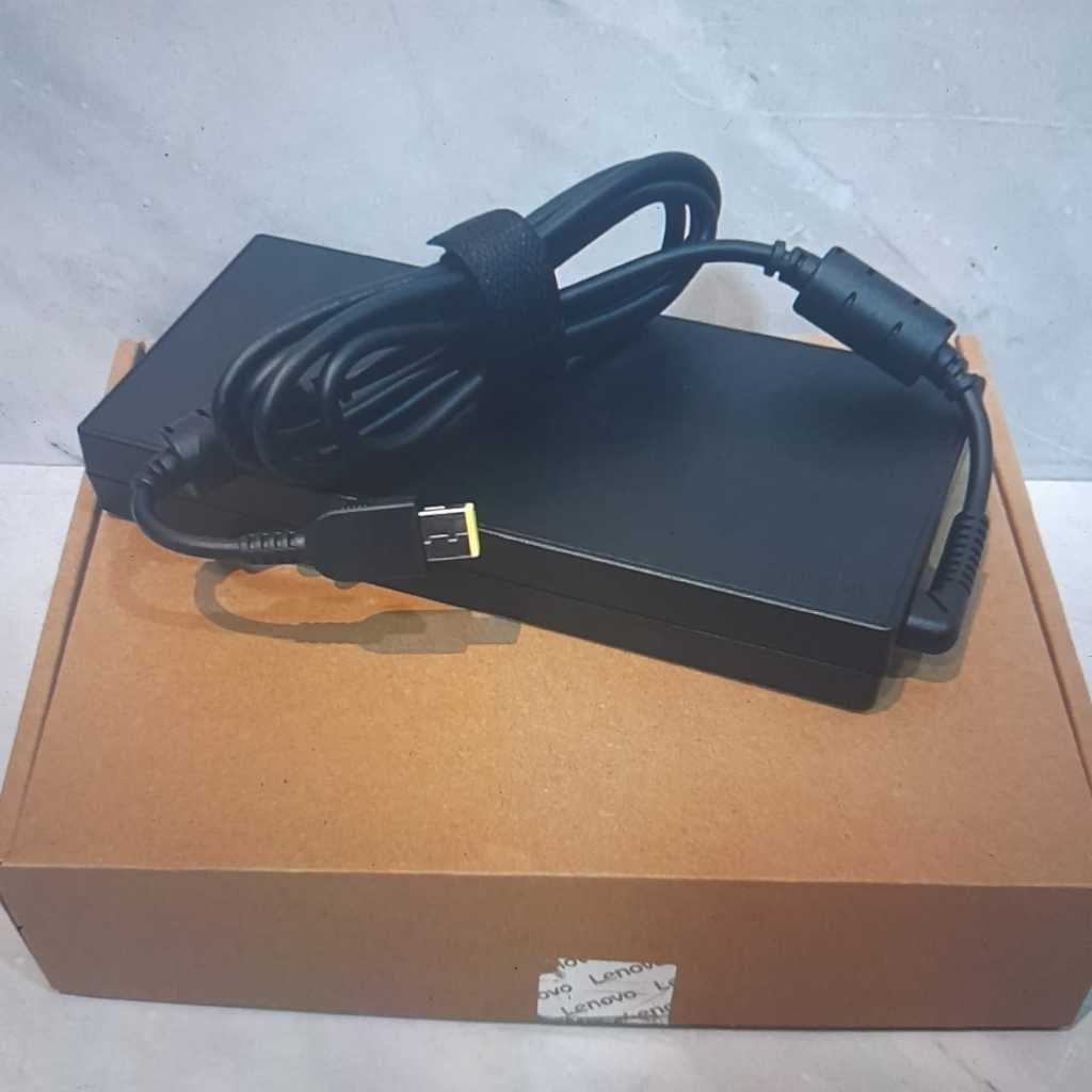 Adaptor Charger  Legion 7 Gaming 20V 15A 300W USB