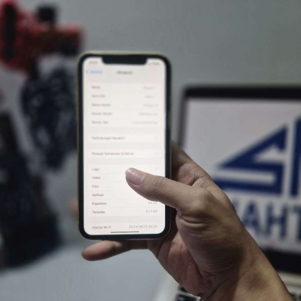 Handphone second Flagship IPHONE 11 64GB INTER BODY MULUS