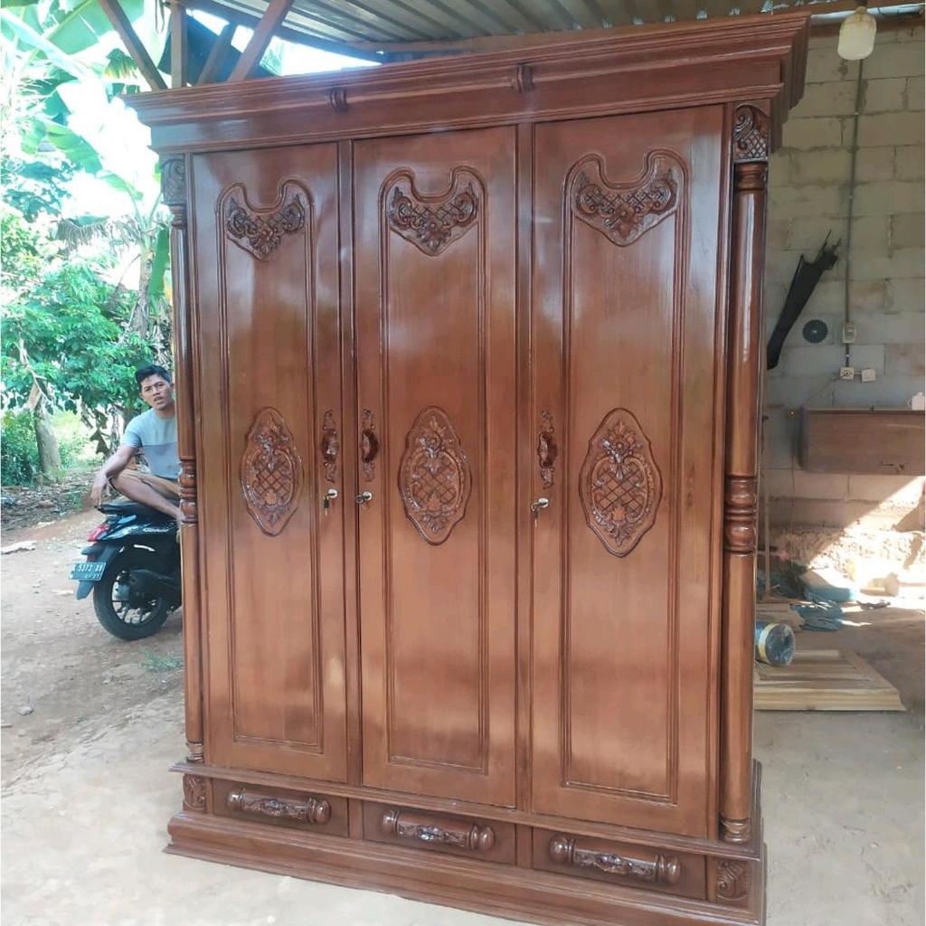 Lemari Pakaian Jati / Lemari Baju Jati Type Peluru - 2 pintu atau 3 pintu -