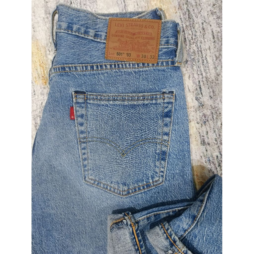 Jeans Levis 501 size 30 msih ori jahit rantai 311