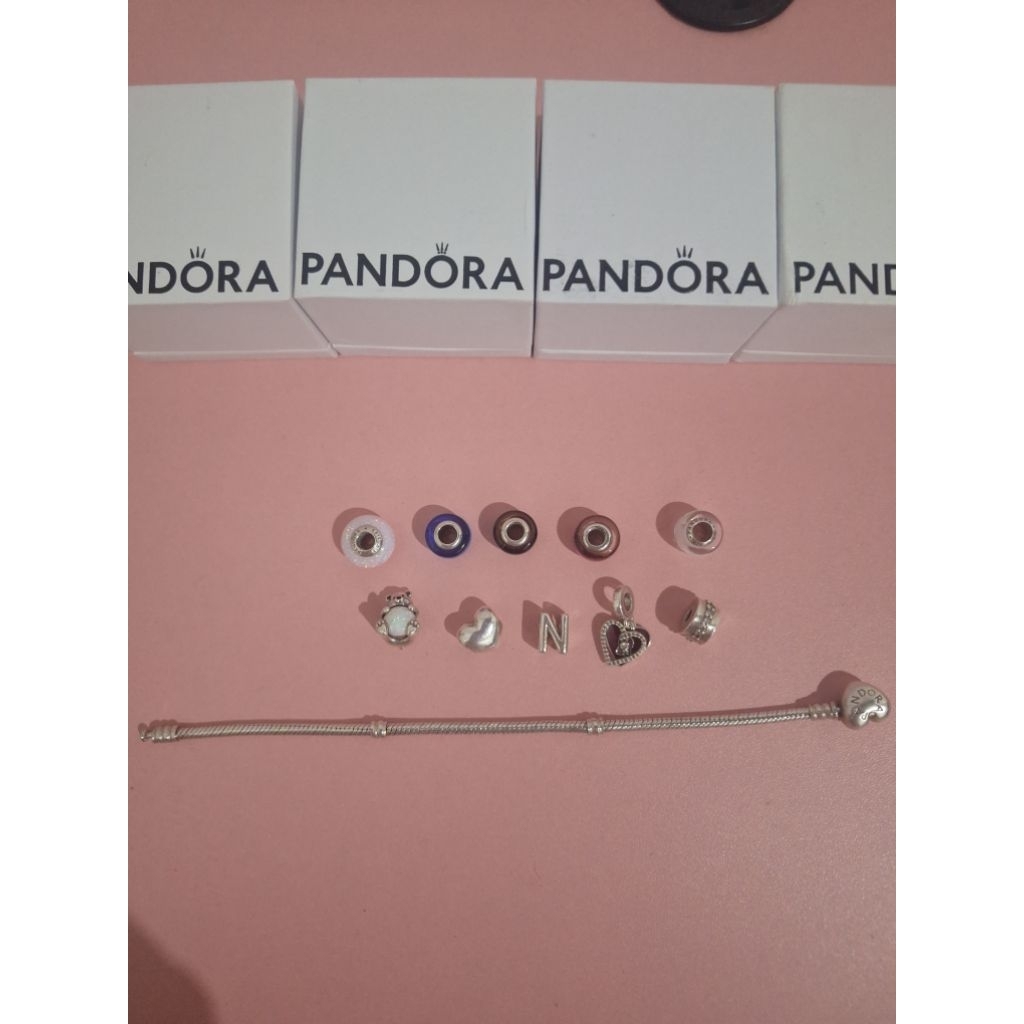 Pandora Charm (9+1 free clip)    Bracelet Preloved (Original Full Set with Box + Paperbag + e-Receip