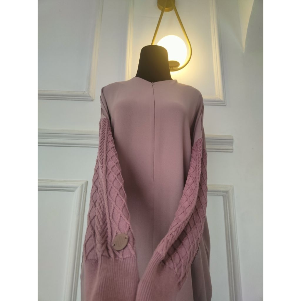 ITSAR SYARI ABAYA RABITA FAWN M