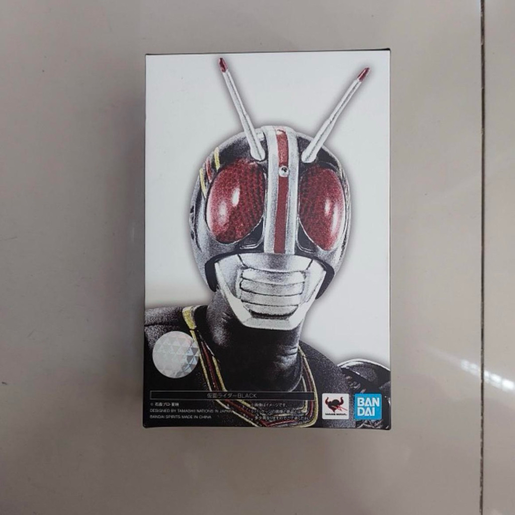 SHF SS Kamen Rider Black Masked Rider Black Action Figure Pajangan Satria Baja Hitam