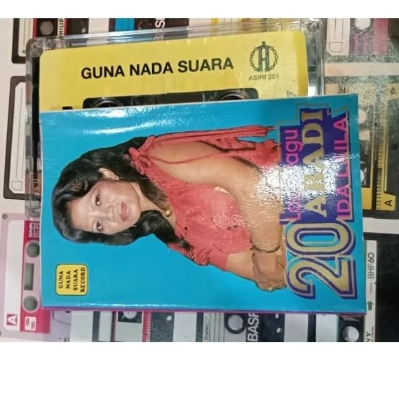 KASET 20 TEMBANG IDA LAILA
