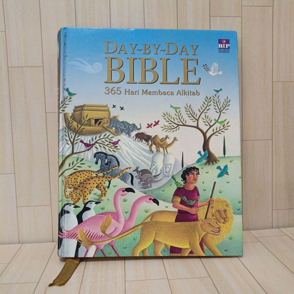 Buku Bacaan Anak Day-By-Day Bible 365 Hari Membaca Alkitab