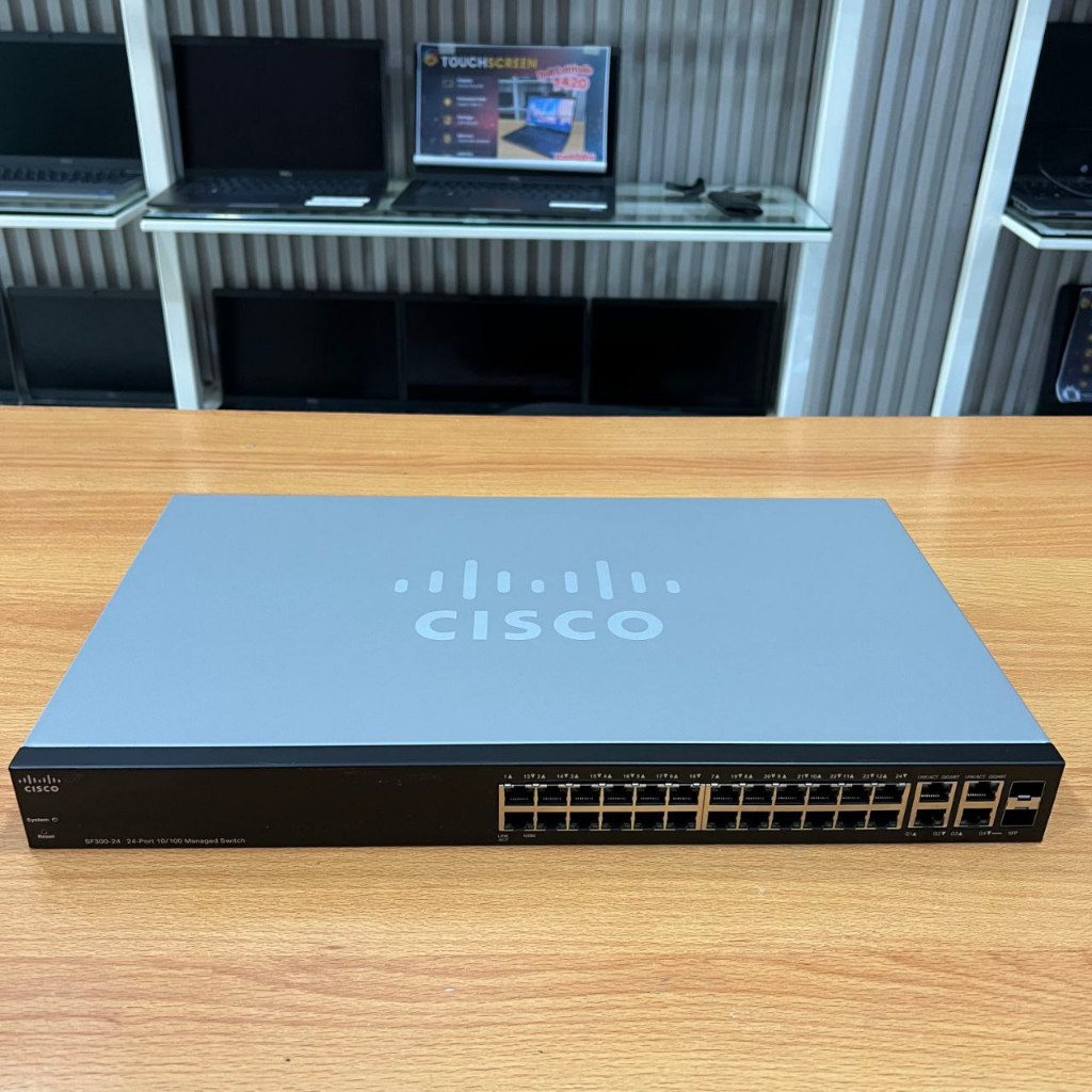 Switch Cisco SF300-24 24 Port Fast Ethernet L3 Managed