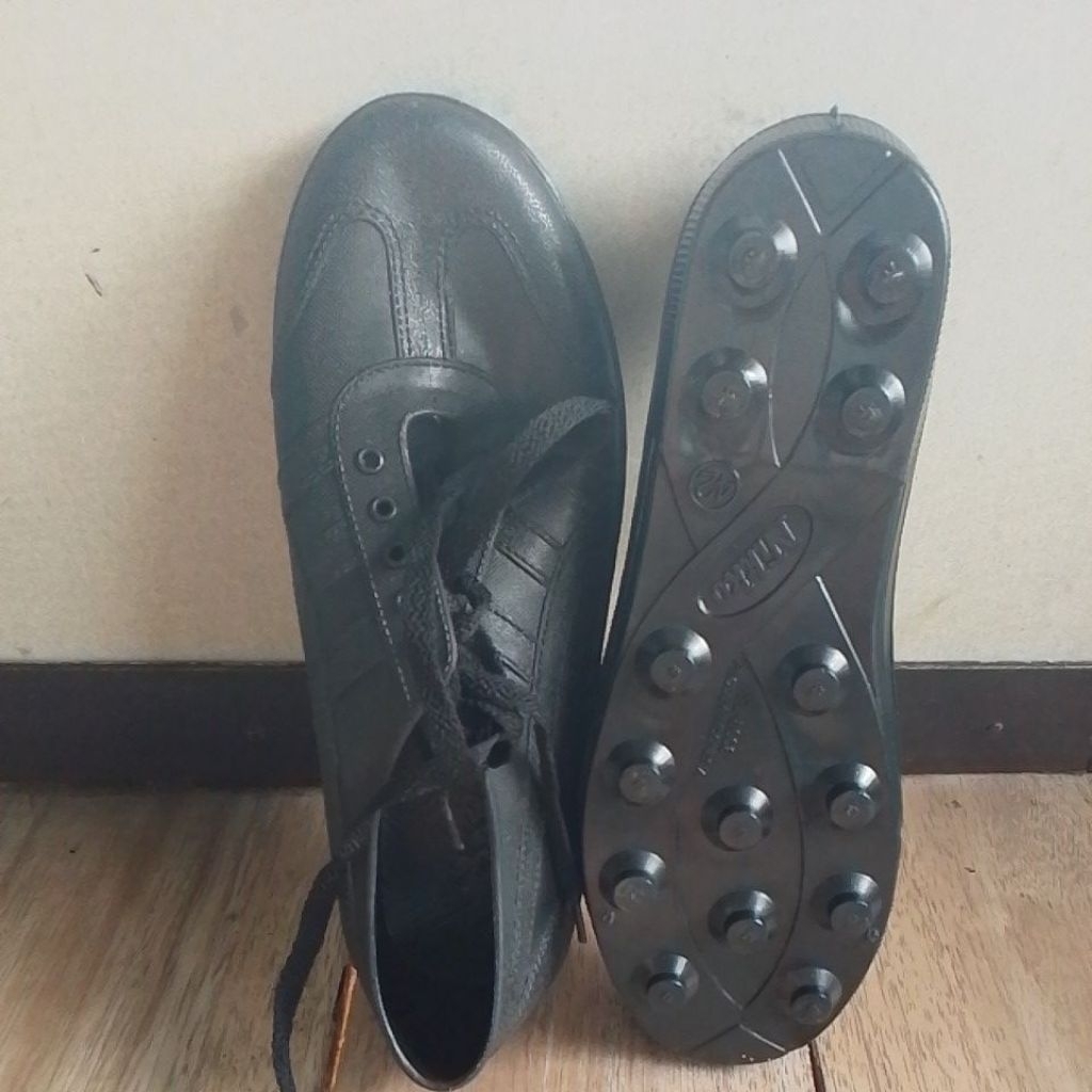 Sepatu Karet Nikko Pull Anti Selip & Ringan untuk Medan Berlumpur