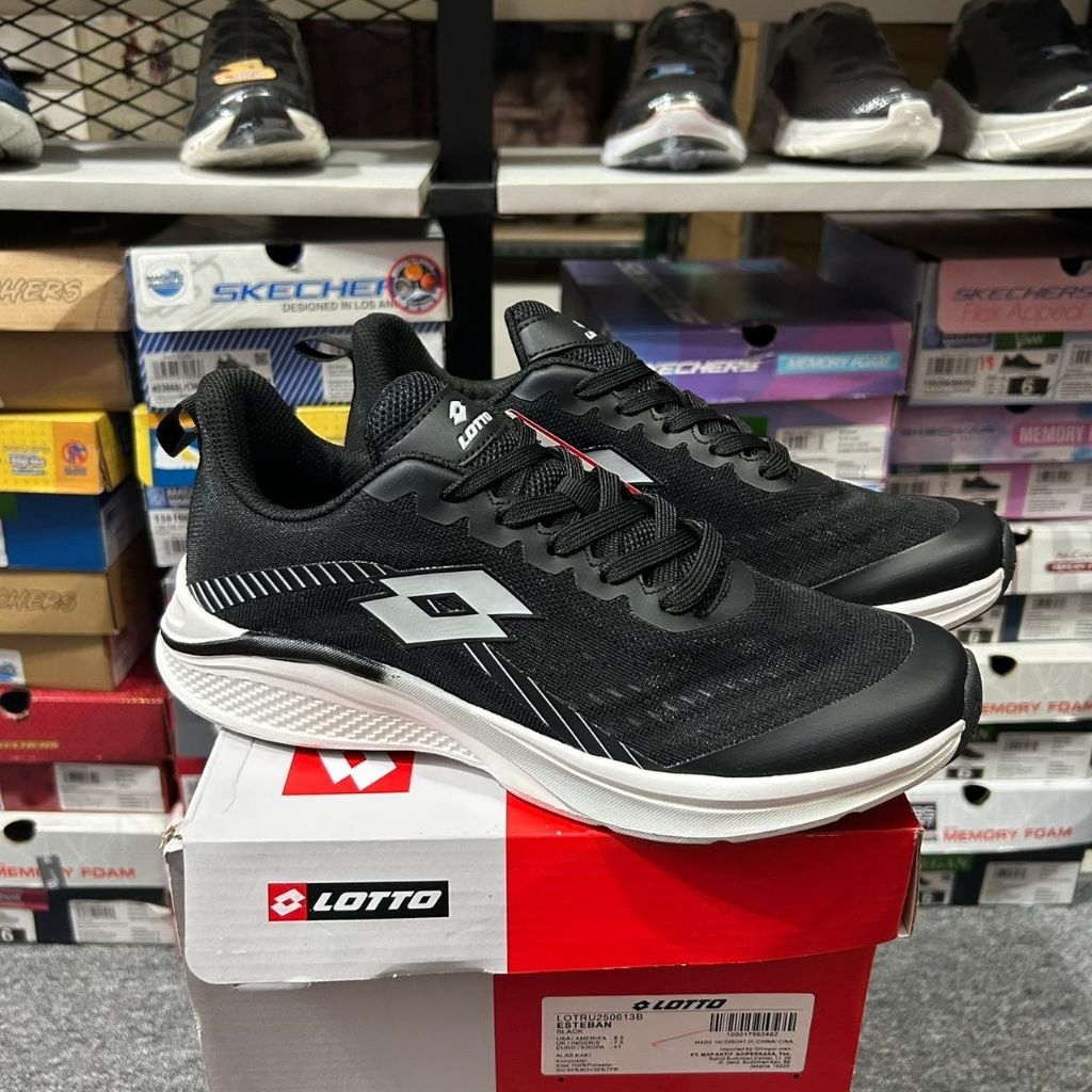SEPATU LARI PRIA LOTTO ESTEBAN BLACK