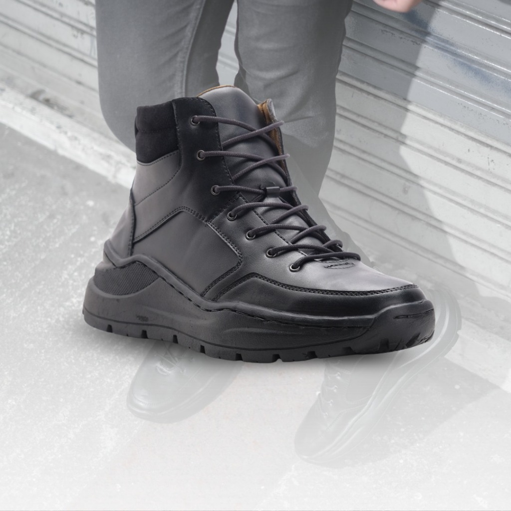 Sepatu Boots Kulit Casual Riding Pria Otiv Hardy Boots Black