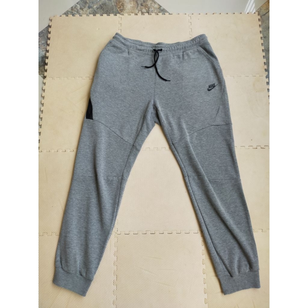 celana jogger nike
