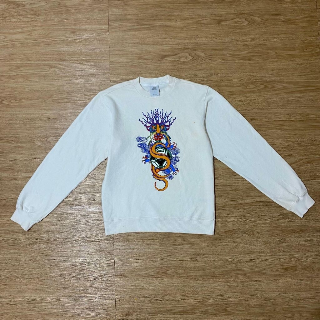 Adidas Crewneck Vintage Dragon
