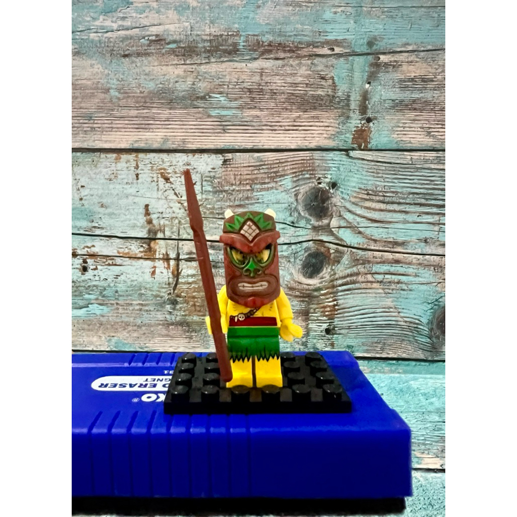 LEGO 71002-5 - Tiki Island Warrior Minifigure with Weapon