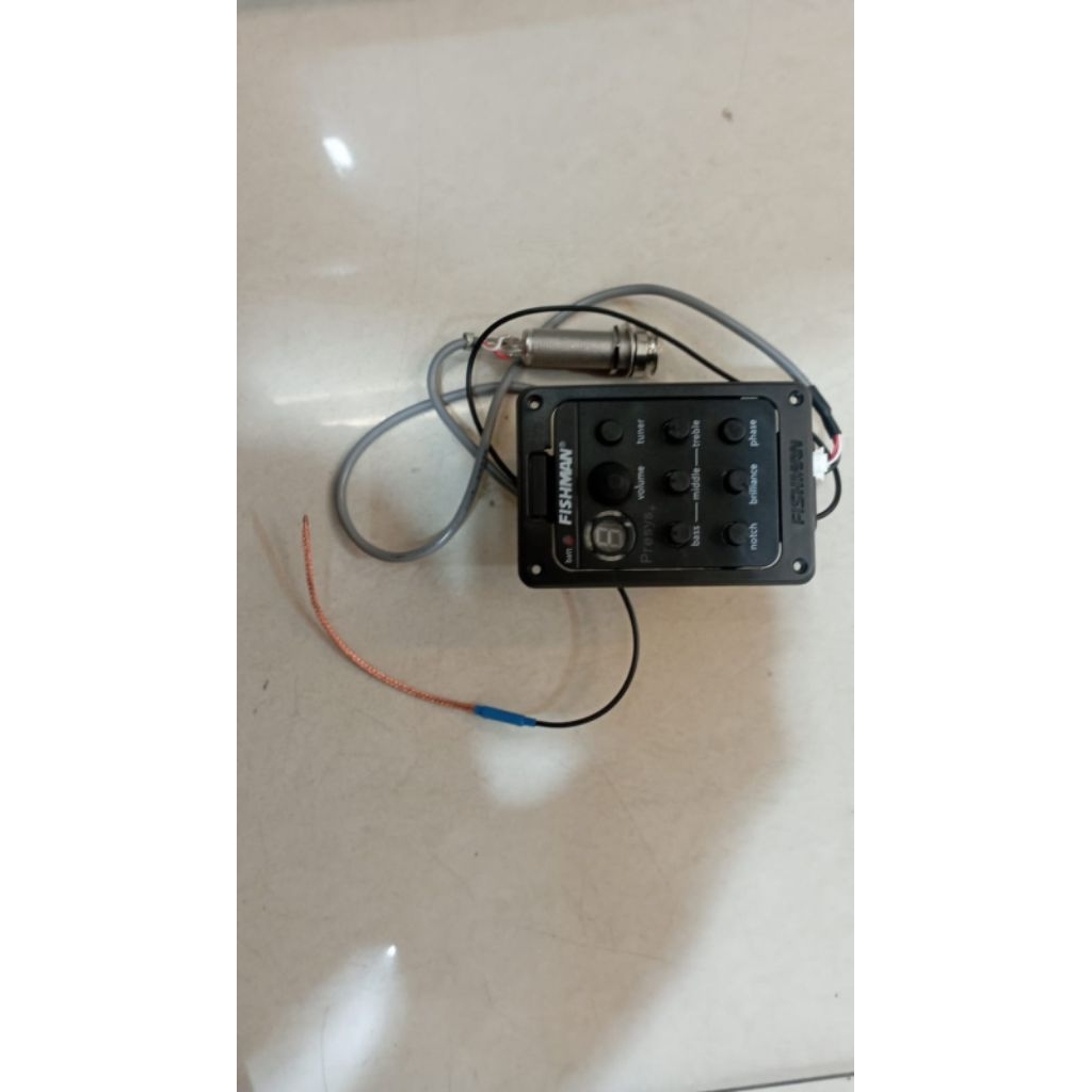 Equalizer fishman preysis+