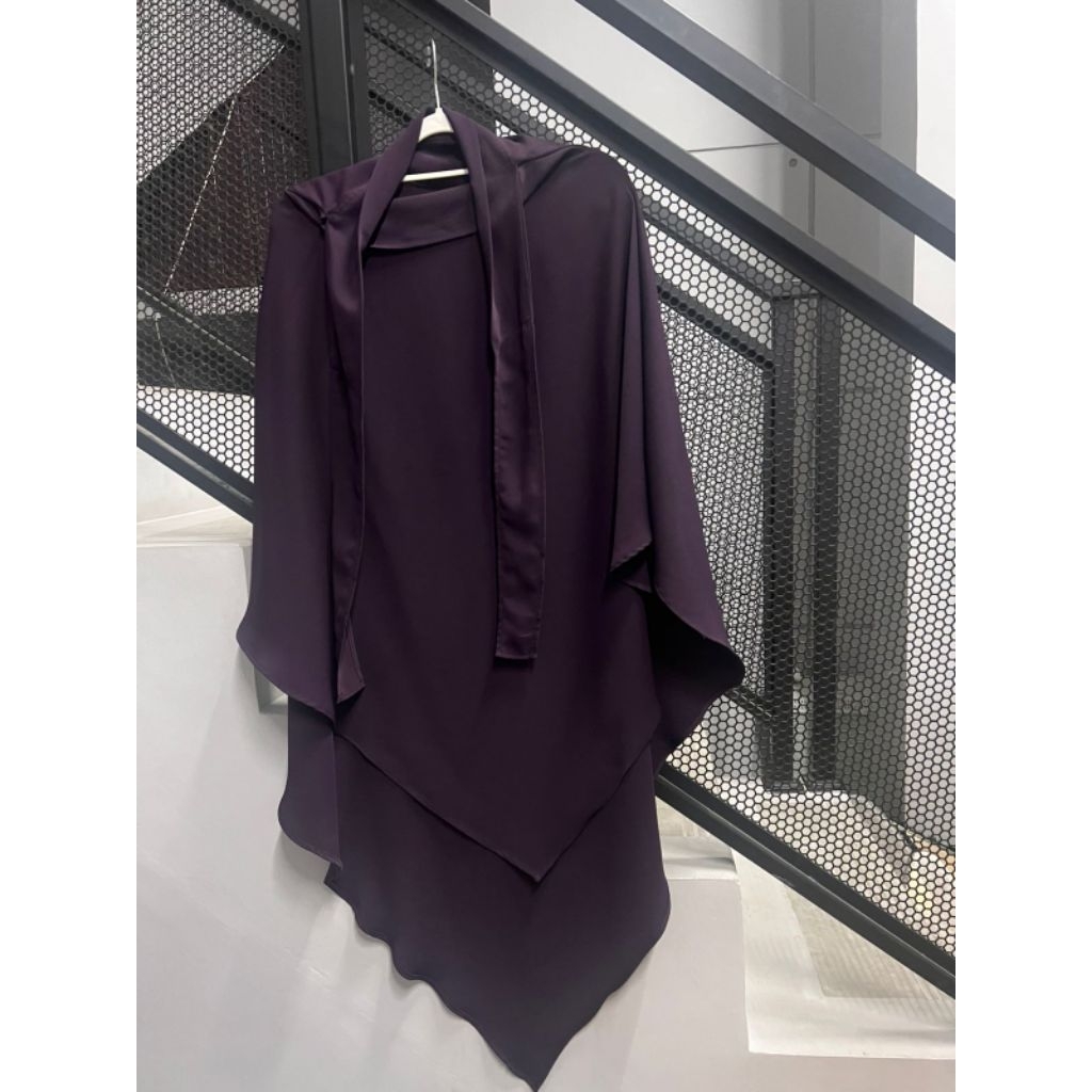 FK ELMADINA AM Preloved  bahan mina warna wine tasting sudah di potong