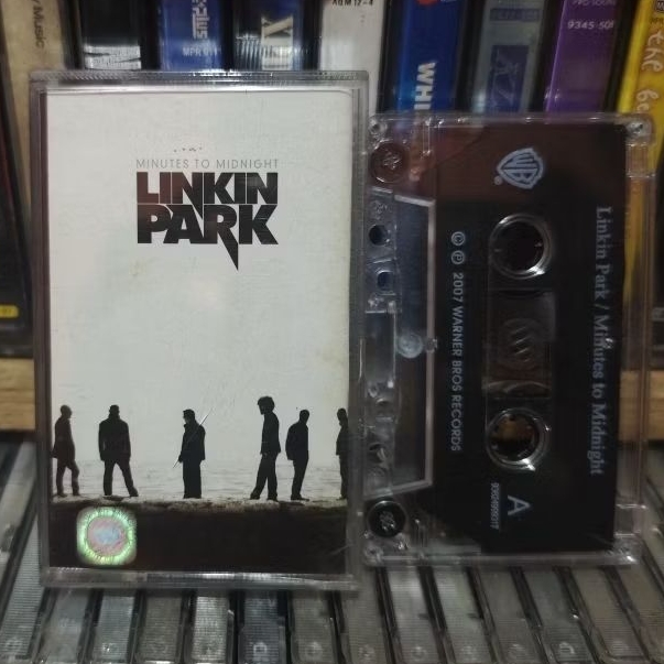kaset pita LINKIN PARK / MINUTES TO MIDNIGHT