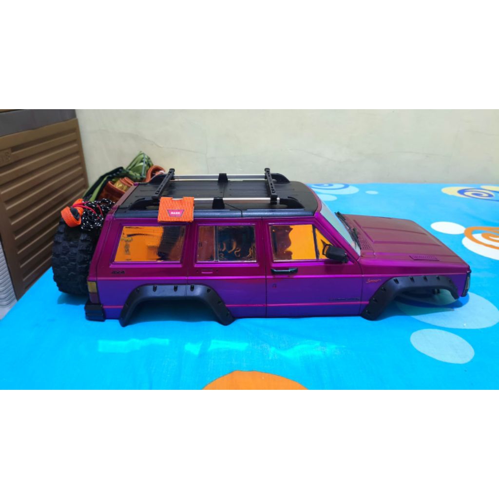 hard body cherokee 1/10 wb 313