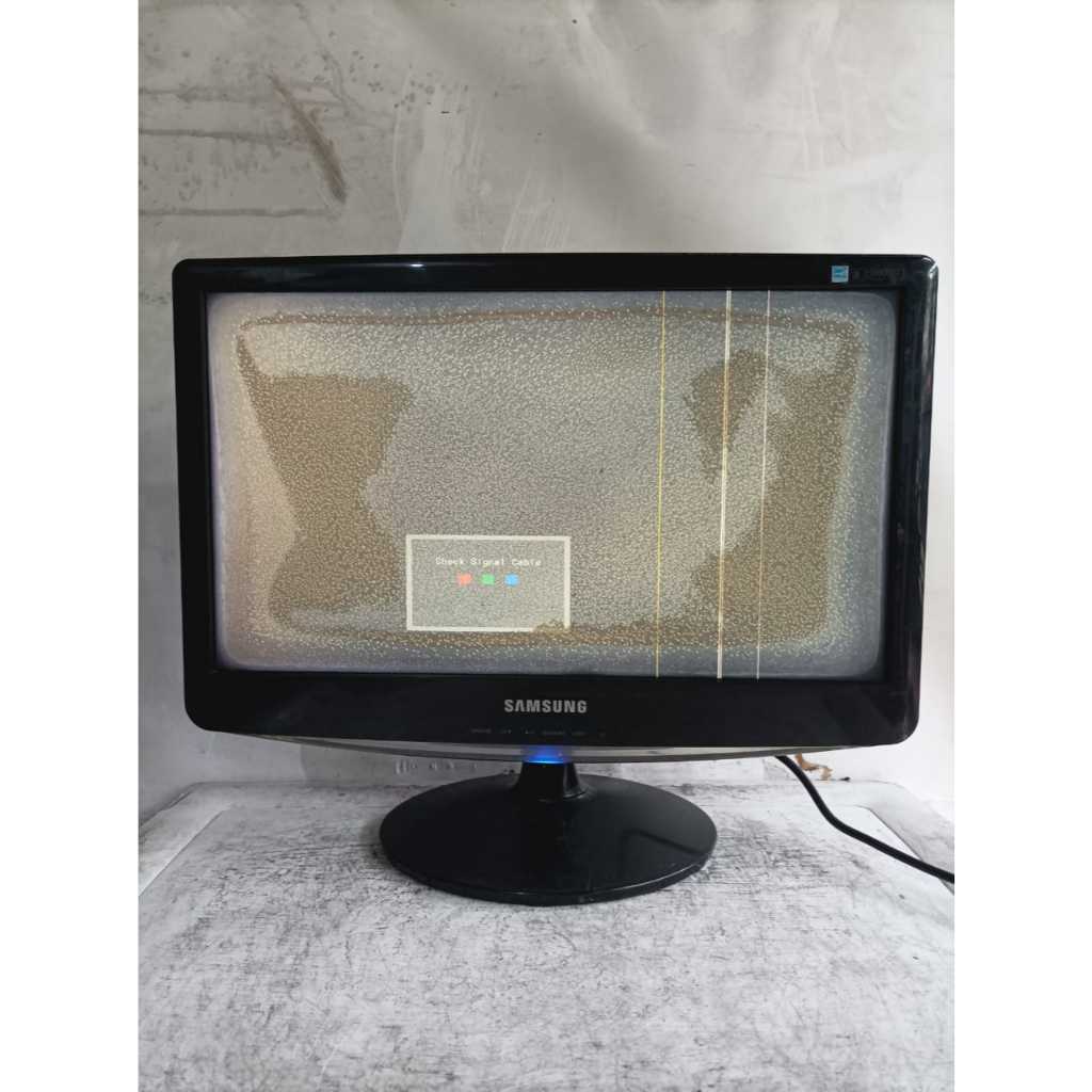 lcd monitor samdung b1930n 19inch kondisi layar berembun/garis