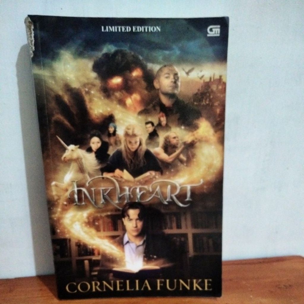 Novel Inkheart Cornelia Funke