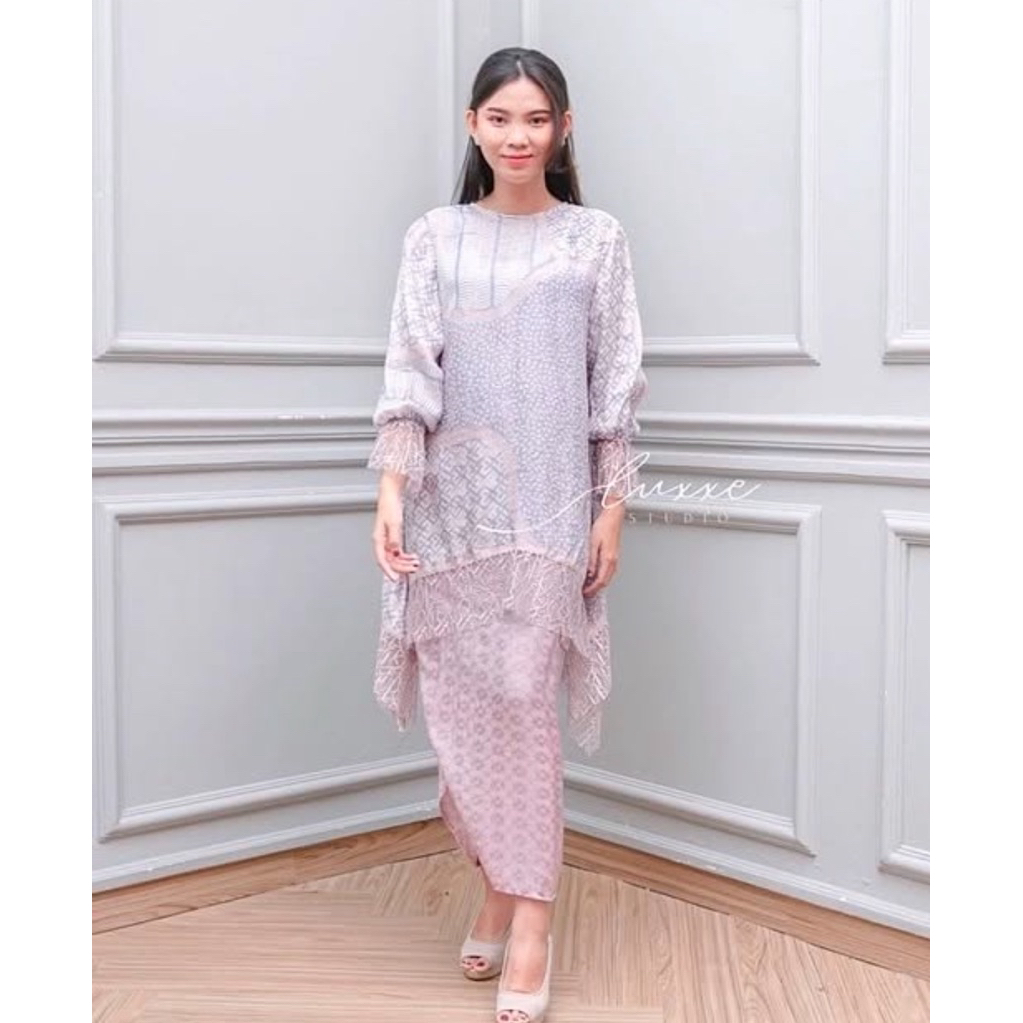 Dandelion by luxxe studio I Sewa Dress Kondangan