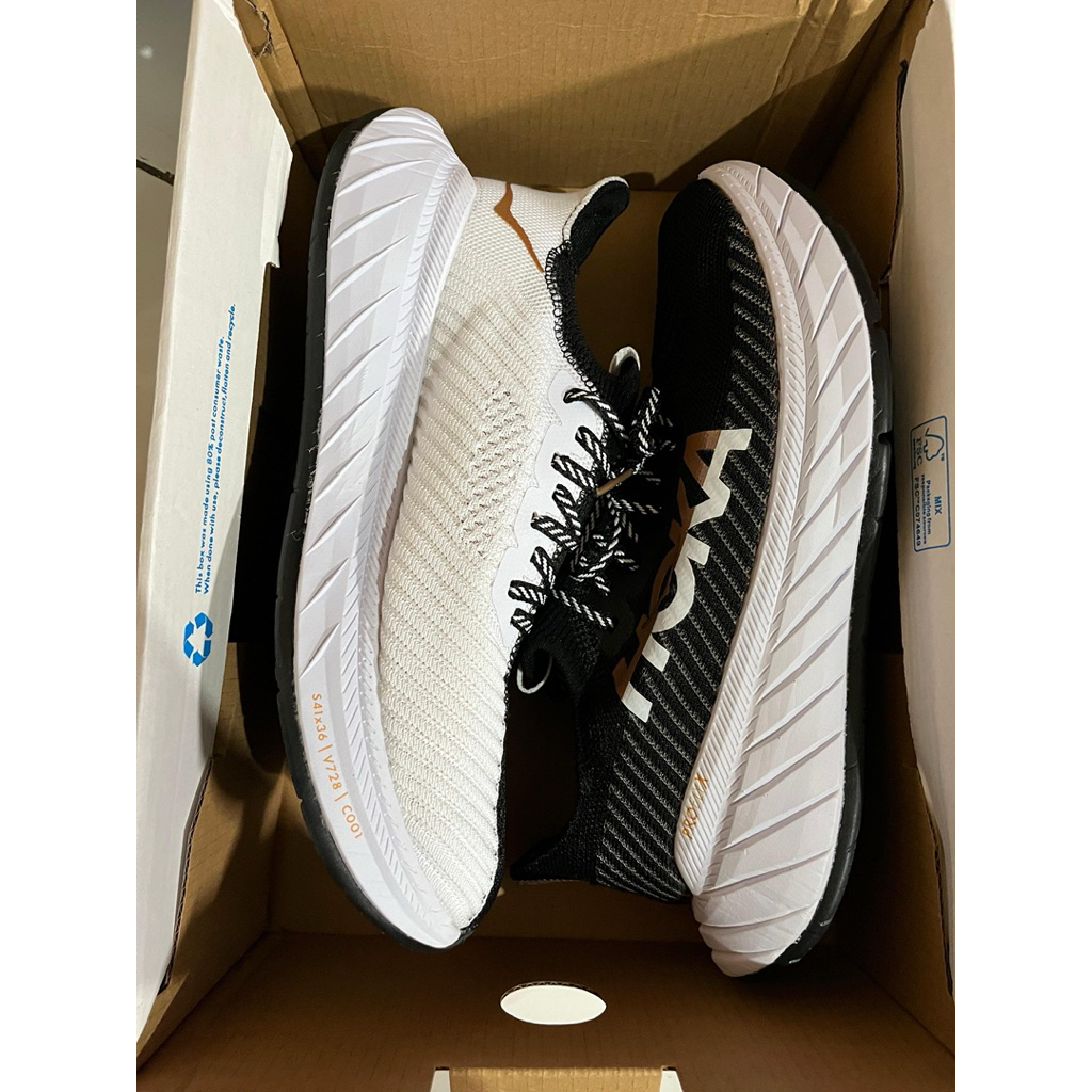 Hoka Carbon X 3 Black and White
