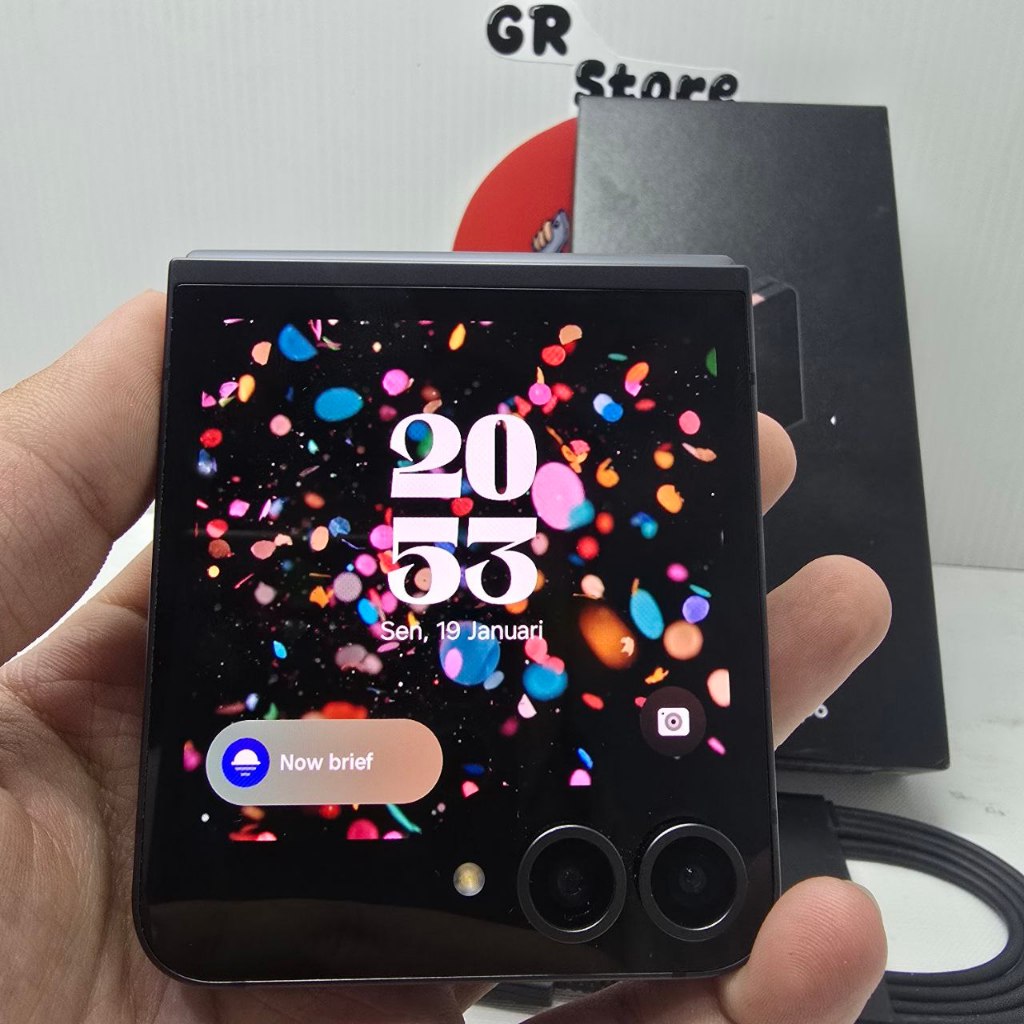 Samsung Galaxy Z Flip 6 Exclusive Black Crafted 12/256 Fullset