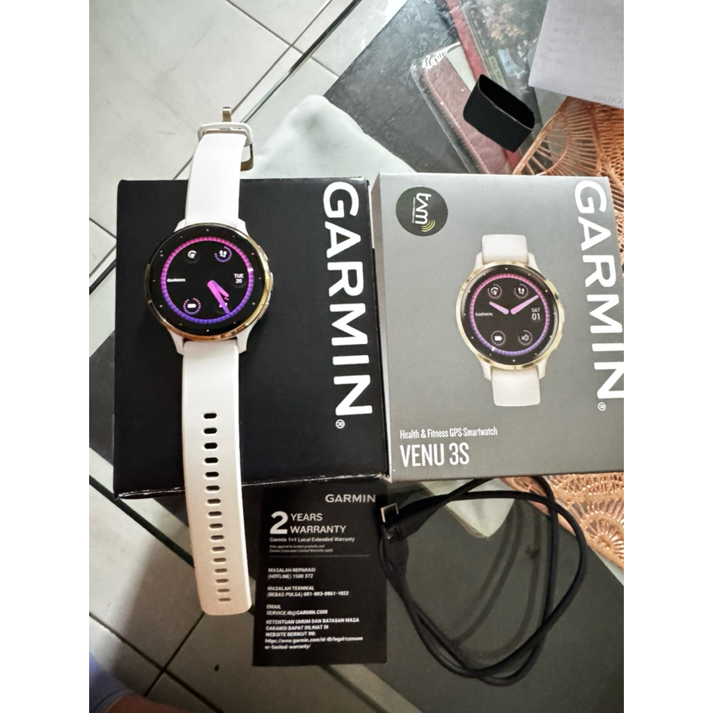 Preloved Garmin Venu 3S Soft gold/Ivory 41mm