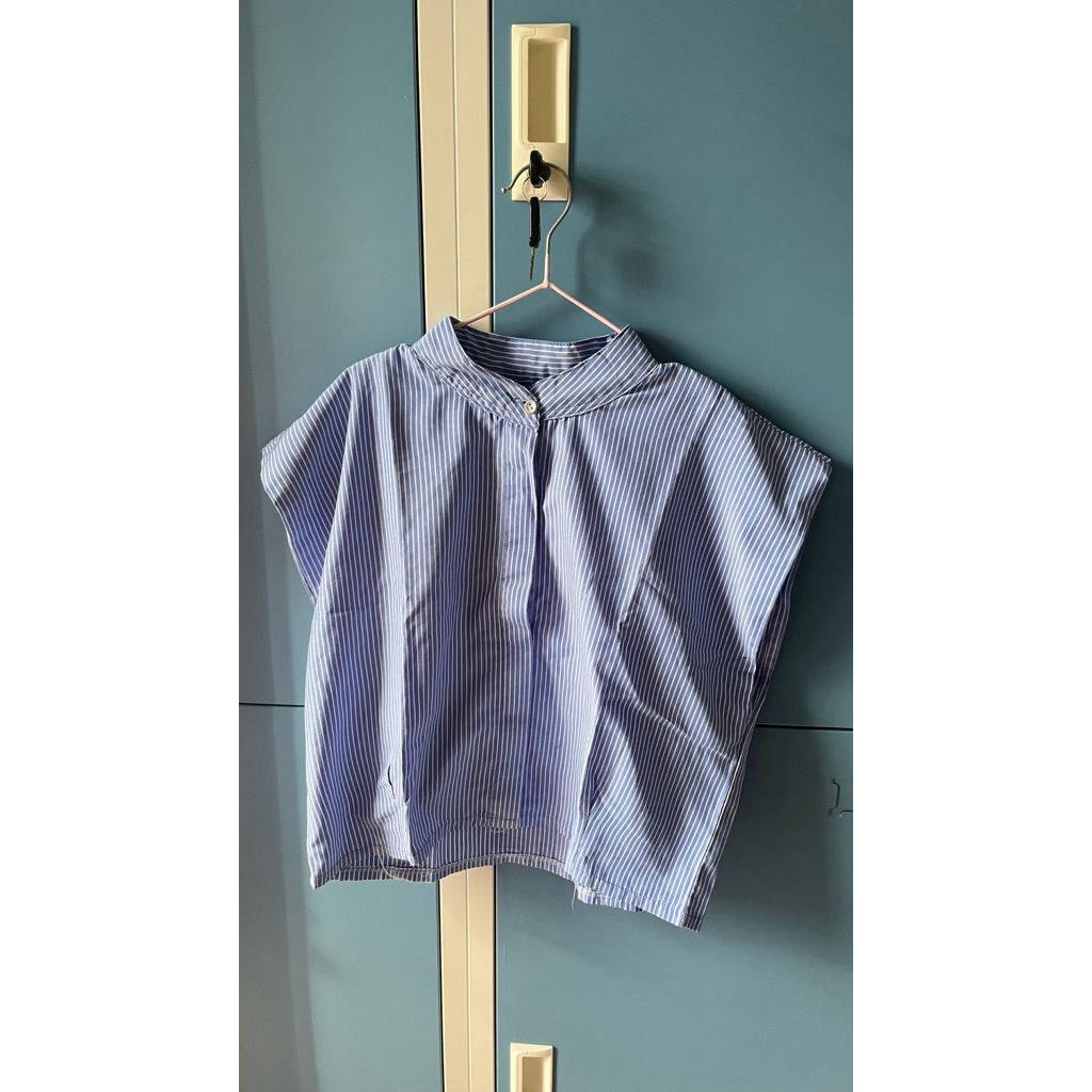 PRELOVED GRACIAS LABEL_VEST