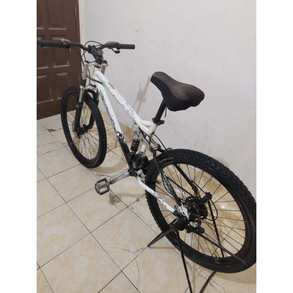 Sepeda Fullsus United Exotic 26"