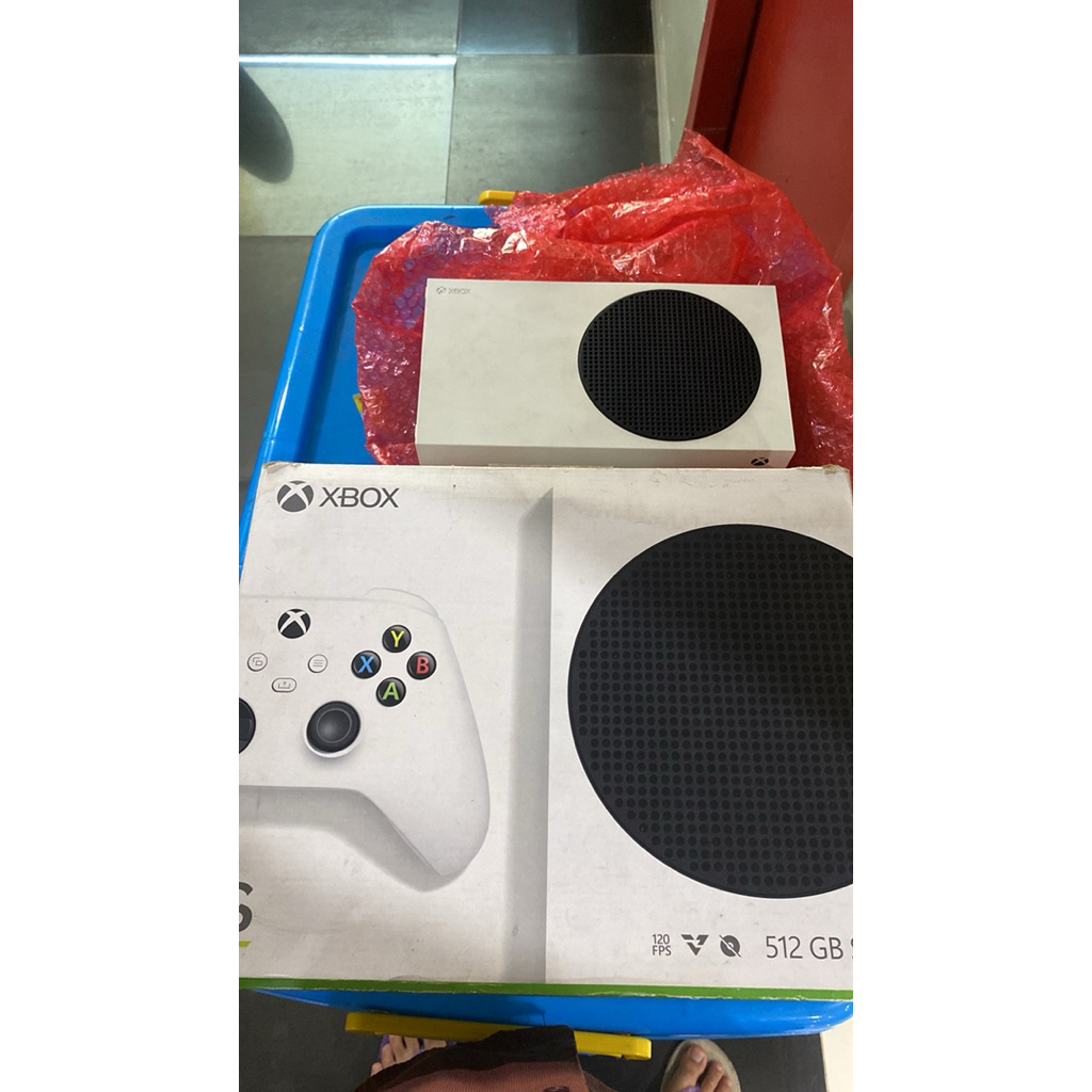 Xbox Series S 2 pc kondisi mati