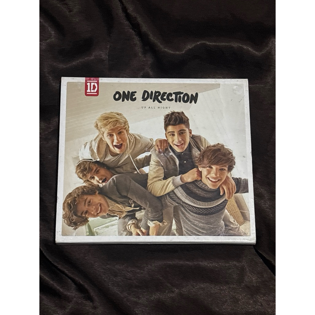 CD ALBUM ONE DIRECTION - UP ALL NIGHT ORIGINAL