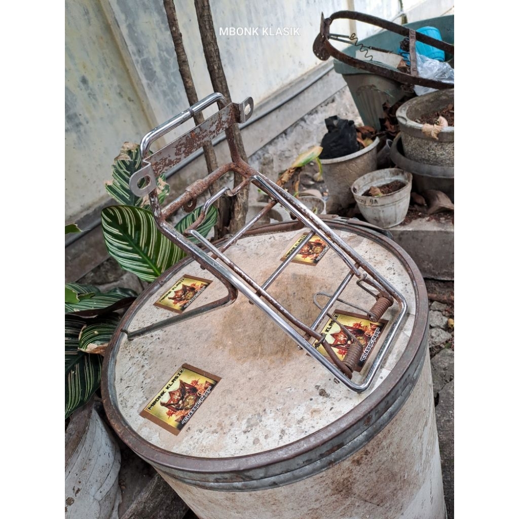 rak jepit keranjang depan suzuki fr 70 fr 80 ORIGINAL rak jepit suzuki fr70 fr80 keranjang depan suz