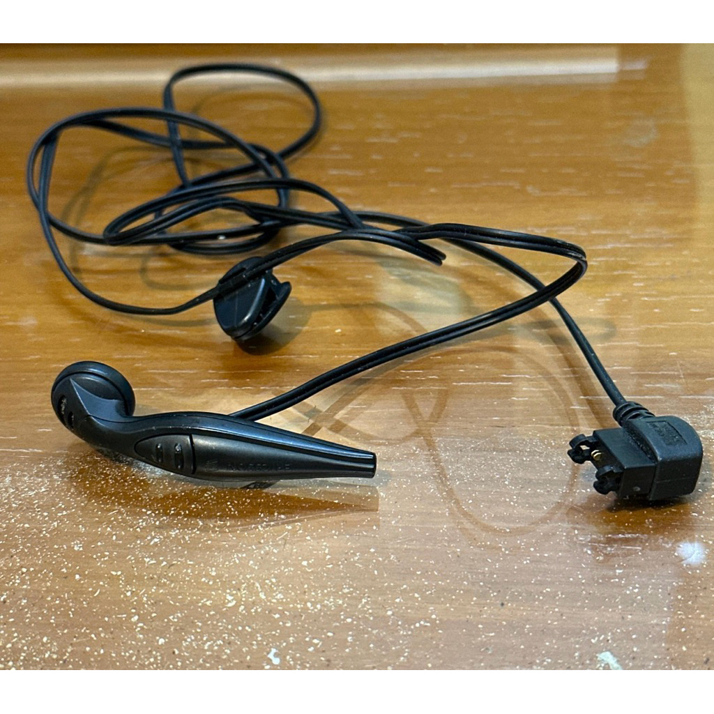 earphone handsfree untuk hp Sony Ericsson