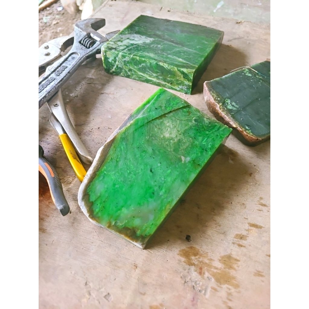 BAHAN HIJAU POLOS GIOK NEPHRITE JADE ACEH