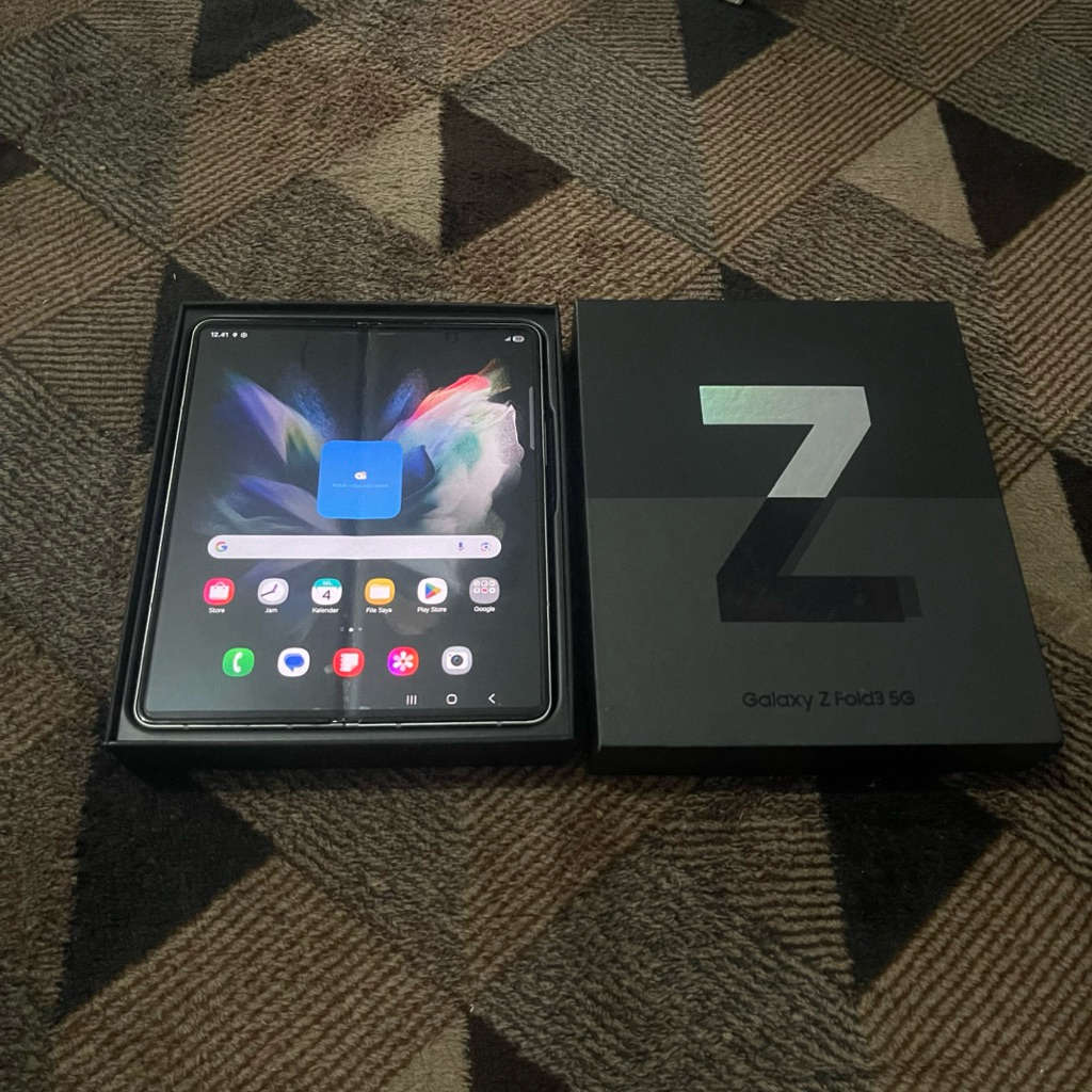 SAMSUNG FOLD 3 5G 12/512 GB SECOND