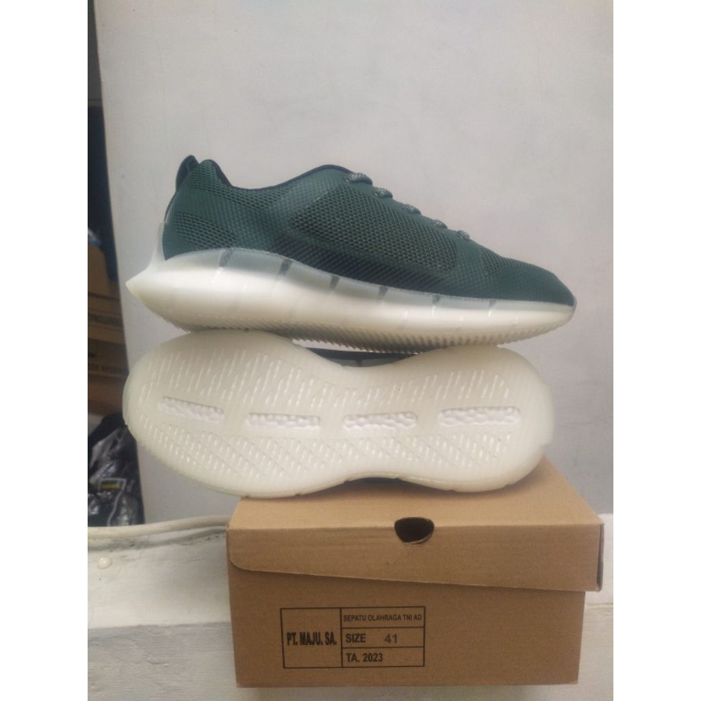sepatu Olahraga TNI AD jatah terbaru